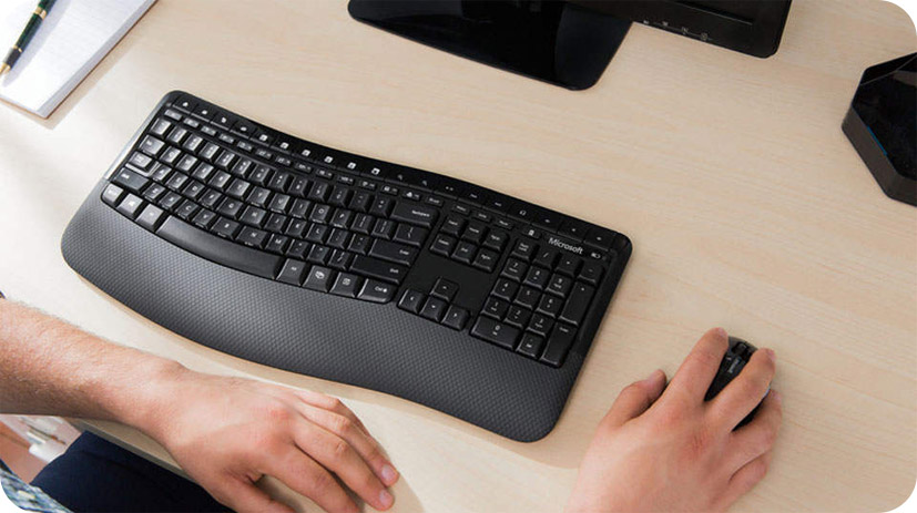 Microsoft 5050 Wireless Keyboard and Mouse