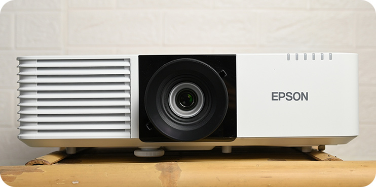 EPSON EB-L730U Video Projector