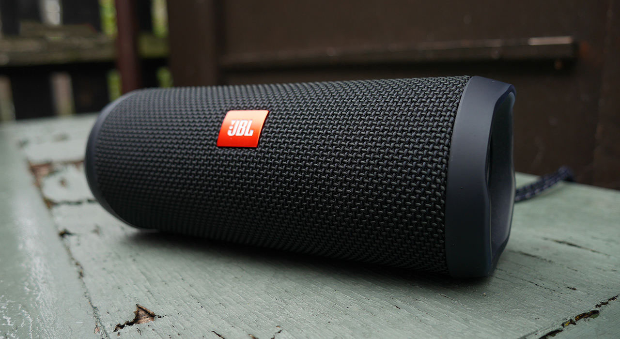 JBL Flip 4 Portable Bluetooth Speaker