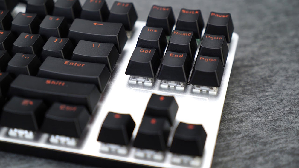 Rapoo V500 Alloy Version Mechanical Gaming Keyboard