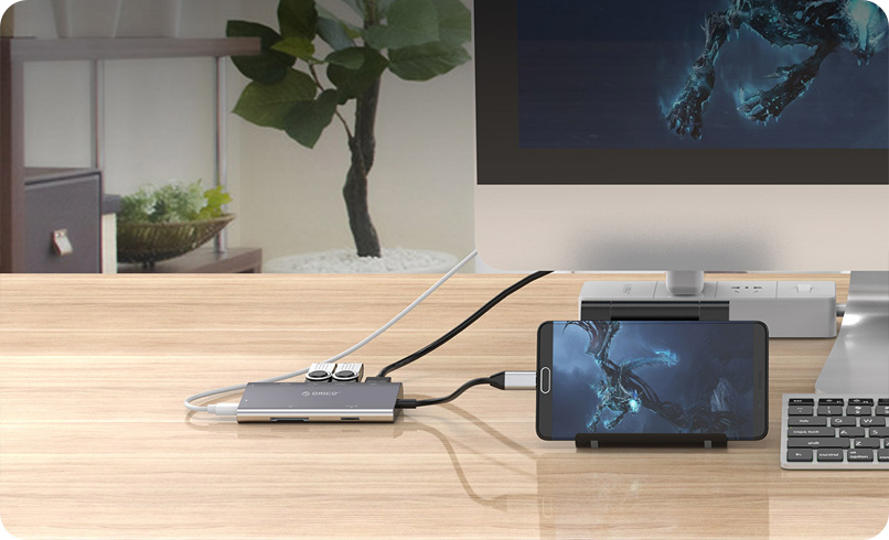 ORICO CLH-W2 USB-C Hub 8 Port