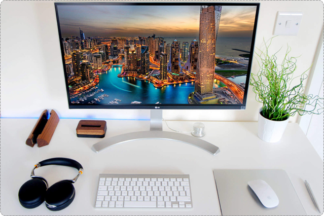 LG 27UD59-W 4K Monitor 27 Inch