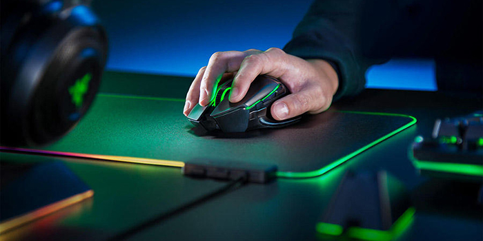 Razer Basilisk Ultimate Wireless Gaming Mouse