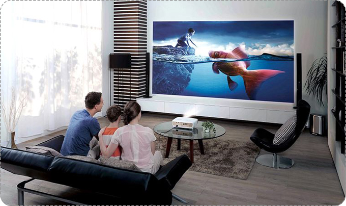 EPSON Home Cinema 760HD Video Projector
