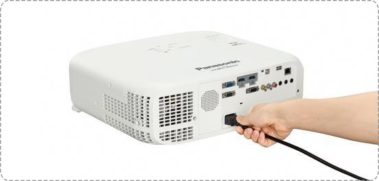 Panasonic PT-VZ585N Video Projector