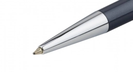 خودکار پیرکاردین مدل Aaron خودکار پیرکاردین مدل Aaron