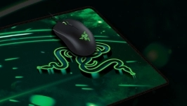 ماوس پد مخصوص بازی ریزر مدل Goliathus Speed Cosmic سایز کوچک