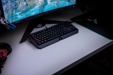 کیبورد مکانیکی مخصوص بازی ریزر مدل BlackWidow Tournament Edition Chroma V2 with Green Switch