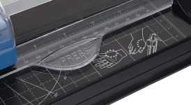 کاتر دستی کاغذ کیوپا مدل TM28 کاتر دستی کاغذ کیوپا مدل TM28