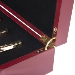 روان نویس و خودنویس یوروپن مدل خیام با روکش طلا روان نویس و خودنویس یوروپن مدل خیام با روکش طلا