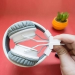 هدفون بلوتوثی کینگ استار مدل KBH30 هدفون بلوتوثی کینگ استار مدل KBH30