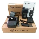 بیسیم واکی تاکی موتورولا اصلی مدل MT-777 بسته 2عددی