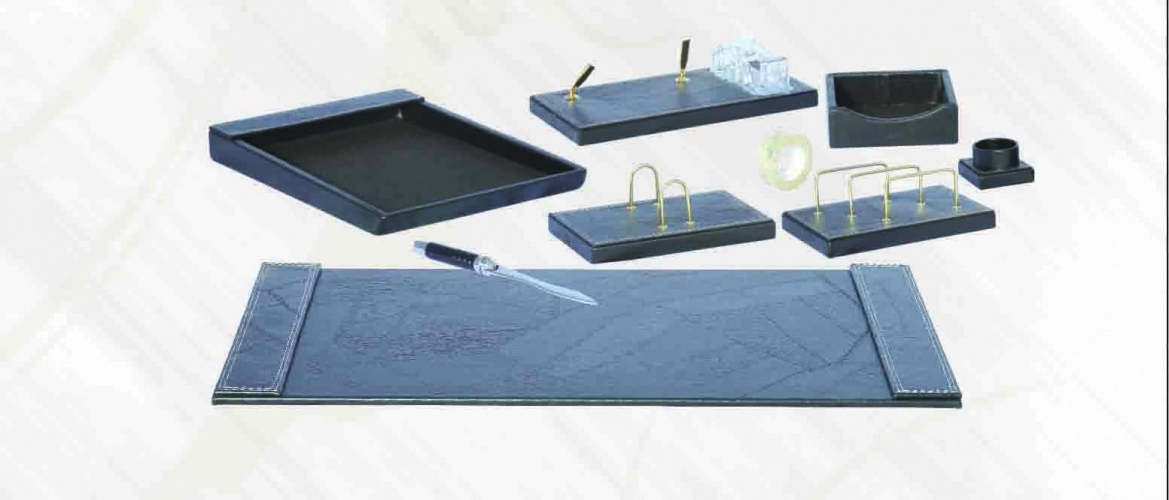 ست رو میزی اداری چرمی 10 تیکه کد 04 ست رو میزی اداری چرمی 10 تیکه کد 04