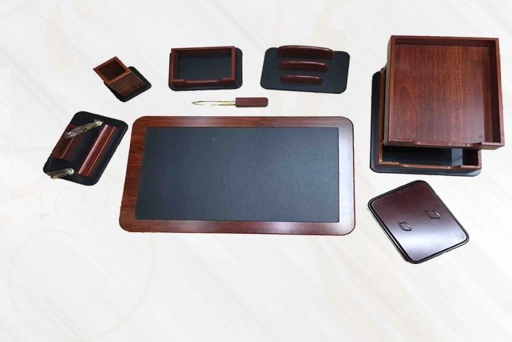 ست رو میزی اداری چوبی 8 تیکه کد 108a ست رو میزی اداری چوبی 8 تیکه کد 108a